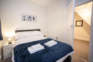 Downend Rd Contractors Long Stay by ShortStayUK - Bristol - 1