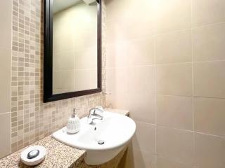 Stunning 2 bedrooms in central DIFC - Dubai - 2