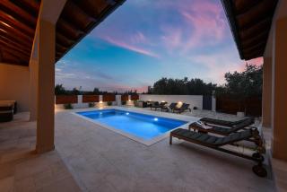 Charming Villa with heated pool near Zadar - Debeljak - 9