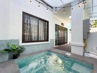 4BR Patong Pool Villa, Sleeps 8 - 1