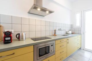 Bright & Cozy 2BR in Neos Kosmos - 9