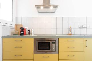 Bright & Cozy 2BR in Neos Kosmos - 7