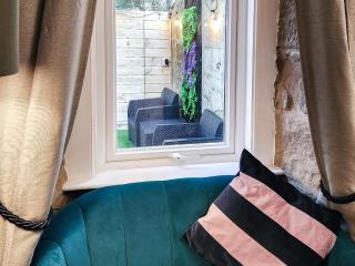 Riverside Cottage - 9