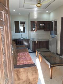 Furnished 2 bed Flat - 6