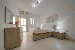 Cozy 1BR Apt in Central Gzira, Steps from Sliema by 360 Estates - Gżira - 0