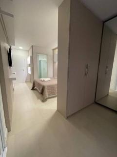 Linda cobertura nos ingleses , três suítes e um bela jacuzzi - 4