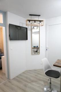 Joli studio Clim & Wifi - 6