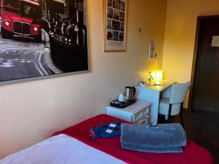 Henblas Hotel - Altenaffeln - 2