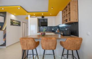 2 Bedroom Cozy Apartment In Makarska - Makarska - 6