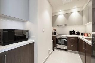 2Bed-400m from Burj Khalifa- Heart of Dubai - 3
