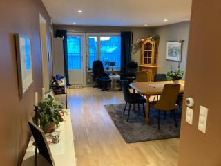 Midt i sentrum, privat rom i delt leilighet - Bodø - 0