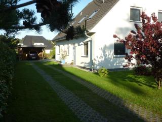 Ferienwohnungen in Trassenheide, WLAN, Sitzecke mit Grill - Trassenheide - 7