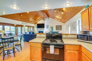 Lake Hamilton Escape with Dock and Waterfront Views! - 4