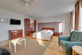 Dom & House - Apartments Old Town Targ Rybny - Self Check-in, Parking, River View - Danzig - 6