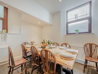 Pembroke House - Tenby - 6
