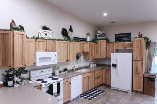 Oak Lawn - - 5