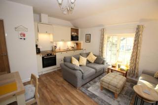 Almond Tree Cottage - 4