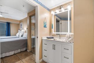 Stunning 5th Floor Oceanfront Retreat - Newly Furnished, at the Wyndham Oceanwalk - Daytona Beach - 5