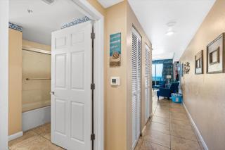 Stunning 5th Floor Oceanfront Retreat - Newly Furnished, at the Wyndham Oceanwalk - Daytona Beach - 7