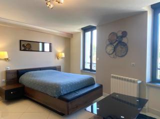 RDC 3 - Studio meublé au centre ville de Montluçon - Wifi et Netflix - 3