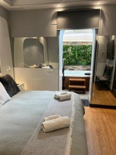 BASTINAZO ALOHADREAM - EXCLUSIVO - Design Suite Luxury Love and Spa - Jacuzzi y Sauna Privados - 6