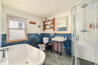 Host & Stay - Foundry Colours - Brighton & Hove - 8
