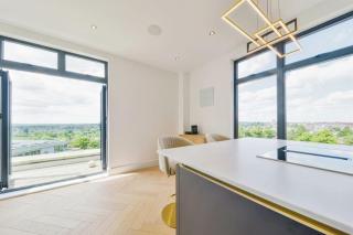 Brand New Luxury Penthouse 2 Bedroom 2 bath - Saint Albans - 8