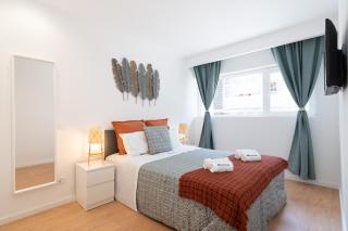 Host Wise - Sweet Sunny Flat with Balcony - Vila Nova de Gaia - 2