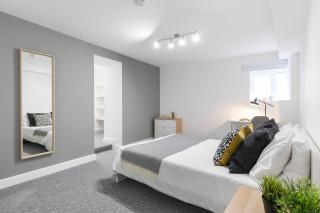 Charming Two Bed - Two Bath Apt - Headingley - 4