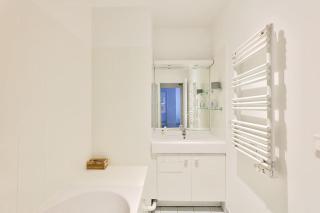 Stunning 2BR Flat near Charonne metro station - Paris - 4