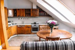 Central Riverside Duplex loft - Prague - 8