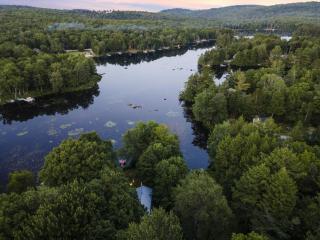 Intimate Cabin Private Dock - 2