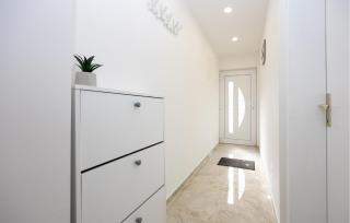 Amazing Apartment In Imotski - Imotski - 2