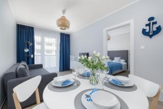Deluxe Apartament Baltic Wave, Basen, Siłownia, Parking by Noclegi Renters - 1
