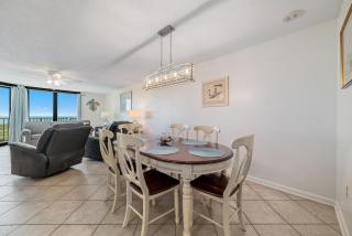 Phoenix 7 Unit 212 - 1