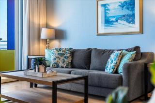 Glorious Oceanfront Escape, 1BR Condo with Private Balcony at Wyndham Oceanwalk - Daytona Beach - 6
