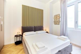 Duomo Imperial Suits - Modern and comfortable - Milan - 0