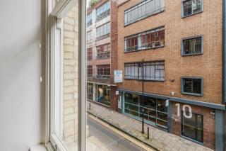 Blueground Clerkenwell Elevator laundry LON-598 - Londra - 7