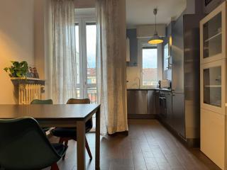 Casa dante vicino metropolitana - Turim - 4