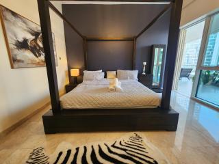 Modern Spacious 3-Bedroom plus Maid's Apartment with Marina Views - Dubai - 5