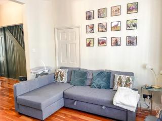 Bright Two-Story House by Mile End Park I PTK - Londra - 3