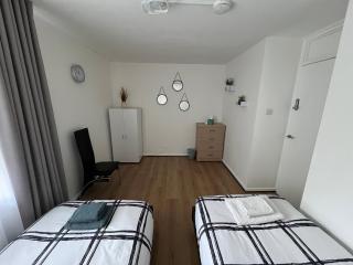 Spacious rooms for rent 10 min from Tower Bridge - Londra - 1