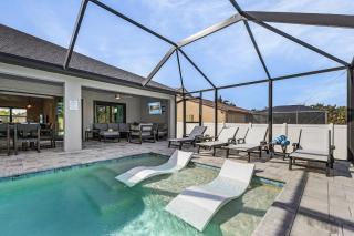 Experience Tranquility, Heated Pool, Bicycles -Villa Slow M - Cape Coral - 8