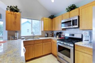 Beach house with a park - 3