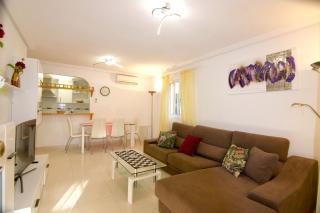 Encantador bungalow de planta baja - Alicante - 2