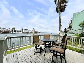 Coastal Cozy and a View - Padre Island - 0