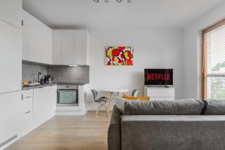 Cozy Apartment on Grzybowska Street with Parking - Varsavia - 0