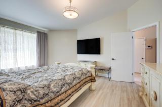 Fish, Surf and Sun! Charmer 5 Mi to Neptune Beach - 1