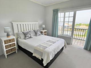 26 Settler Sands Beachfront Accommodation Sea View - Port Alfred - 0