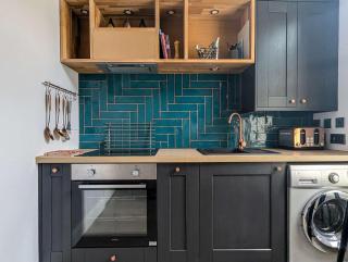 The Apartment at Waterloo Sea View by Brighton Holiday Lets - Brighton & Hove - 2